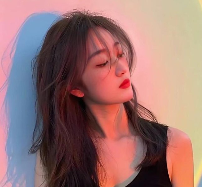 维多利亚女皇 海报