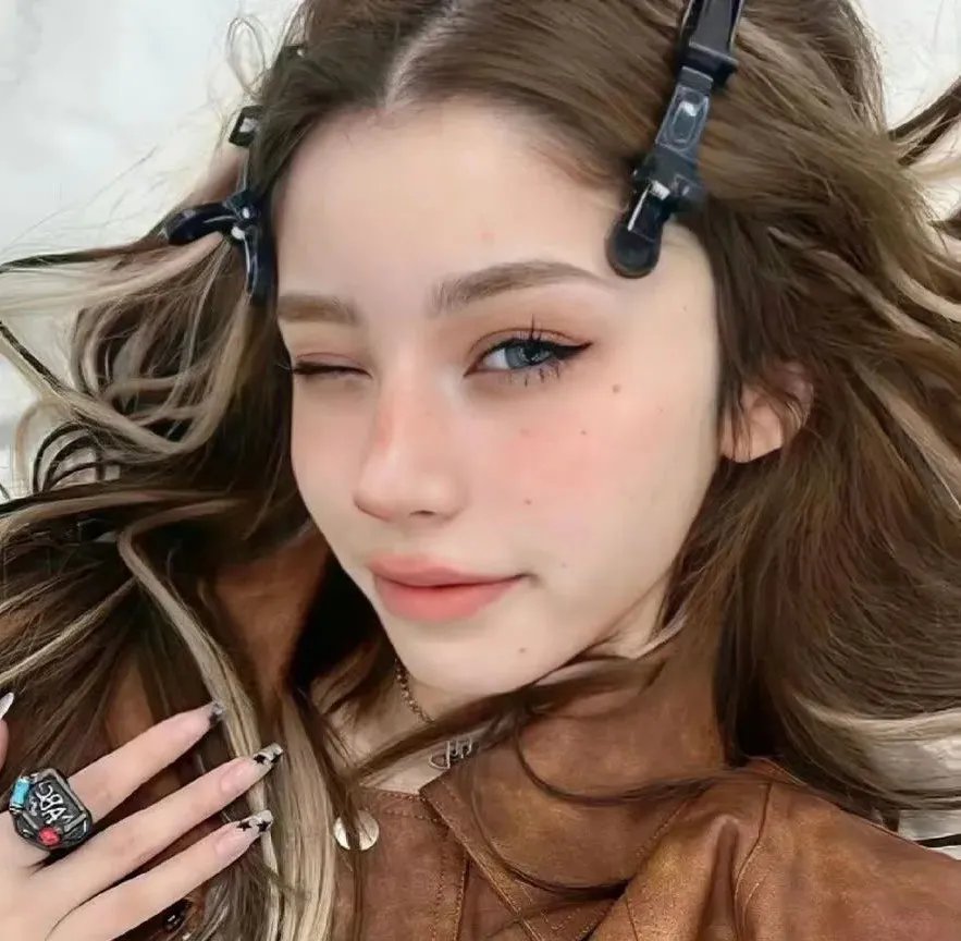 爆裂少女 海报